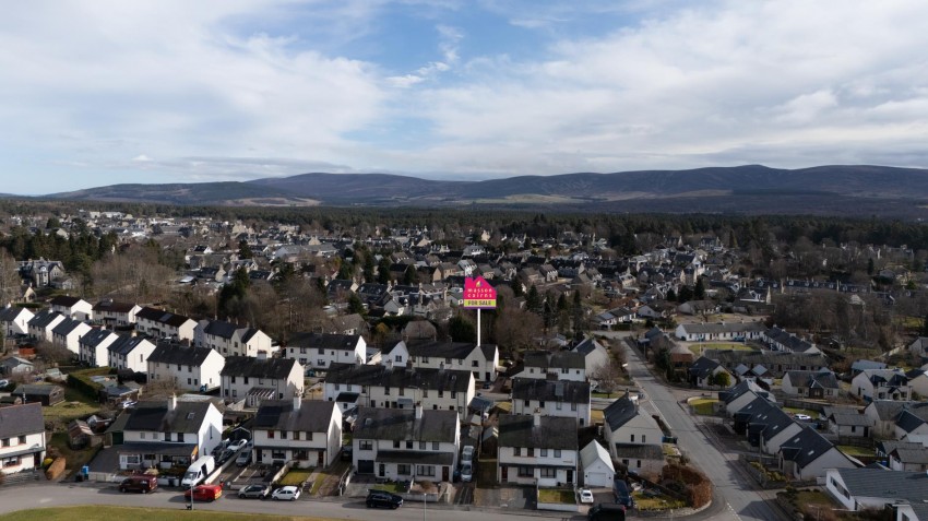 Images for 35 Kylintra Crescent, Grantown on Spey