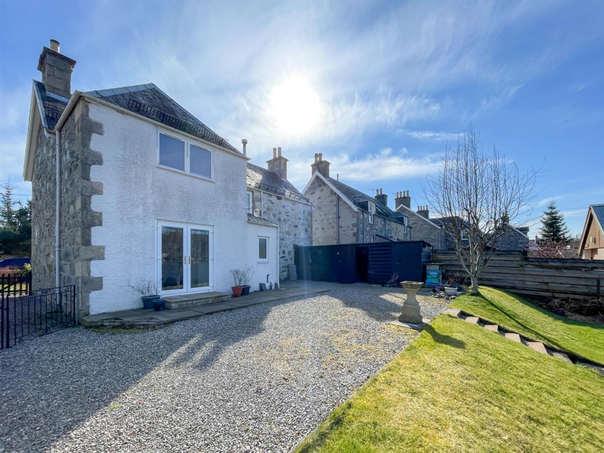 Images for Lilybank, Grant Road, Grantown on Spey EAID:massoncairnsltdapi BID:1