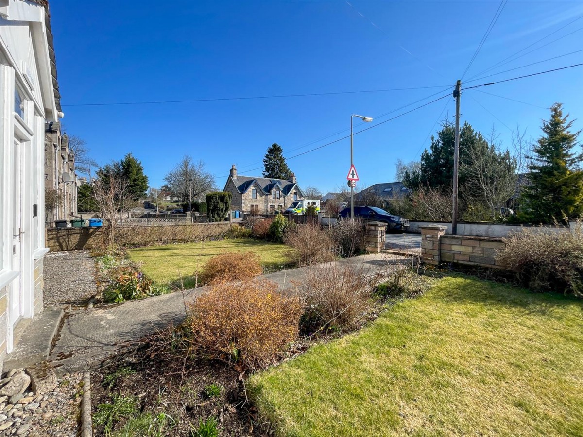 Images for Lilybank, Grant Road, Grantown on Spey EAID:massoncairnsltdapi BID:1