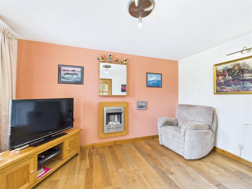 Images for 27 Craigellachie Crescent, Aviemore