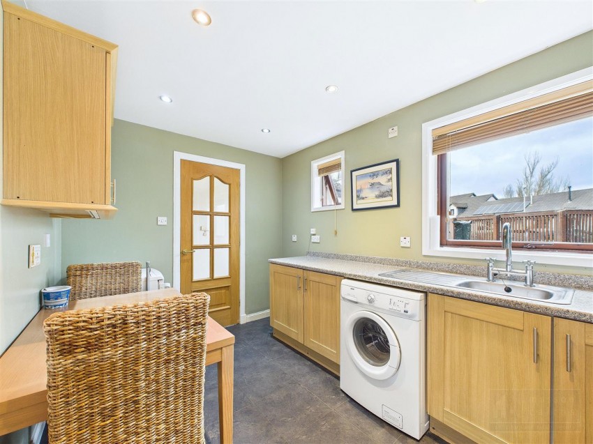 Images for 27 Craigellachie Crescent, Aviemore