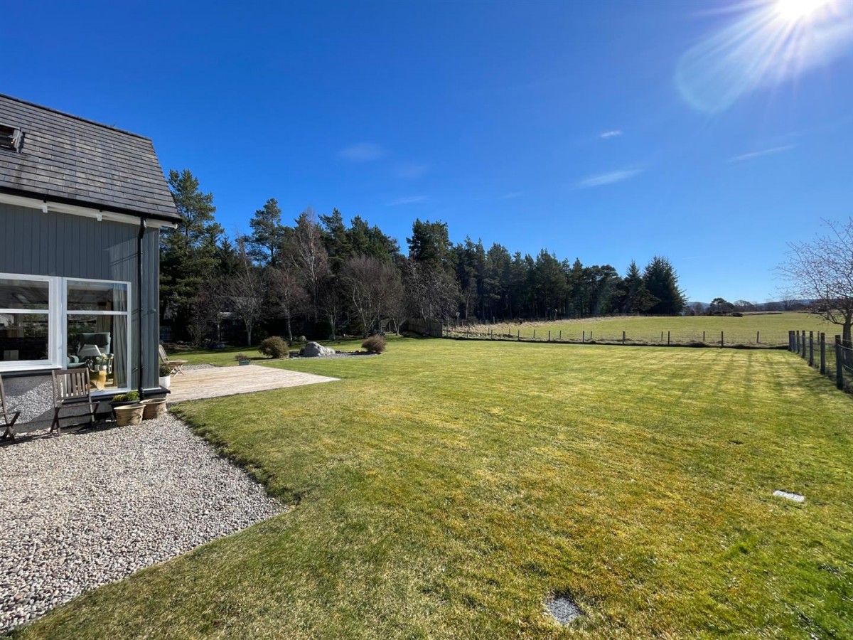 Images for Luibeg, 1 Lynstock Park, Nethy Bridge EAID:massoncairnsltdapi BID:1