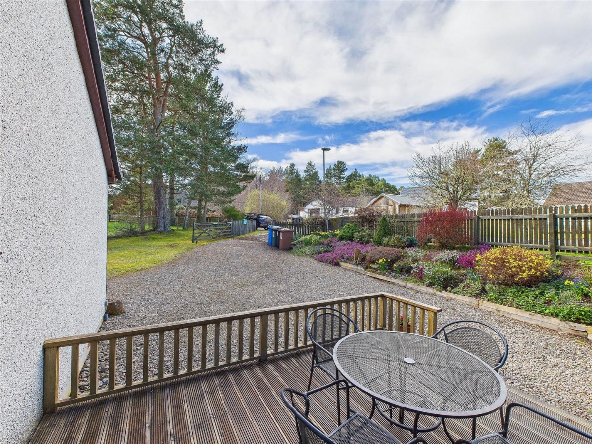 Images for Comiston, Tulloch Road, Nethy Bridge EAID:massoncairnsltdapi BID:1