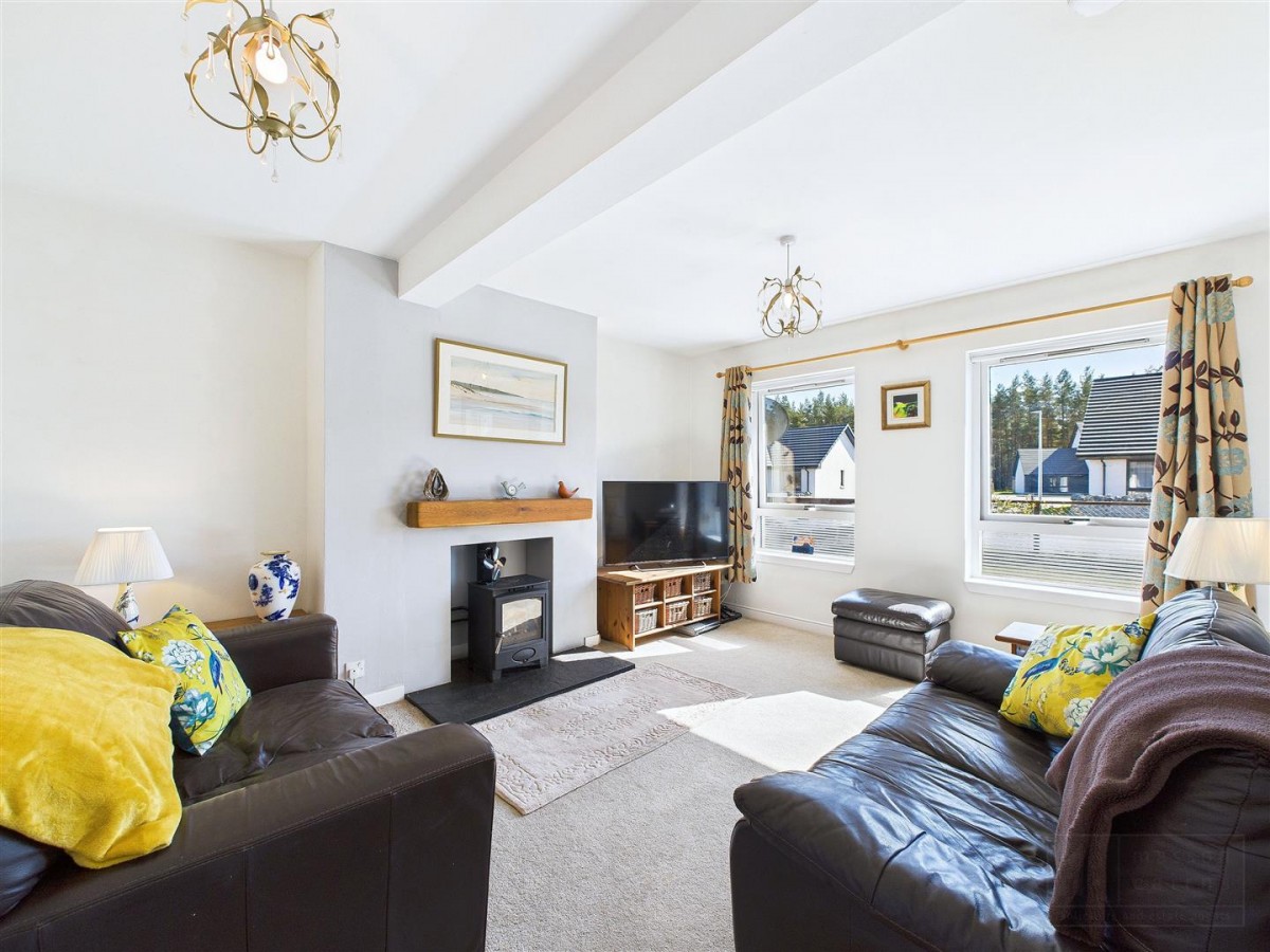 Images for 11 Carr Place, Carrbridge EAID:massoncairnsltdapi BID:1