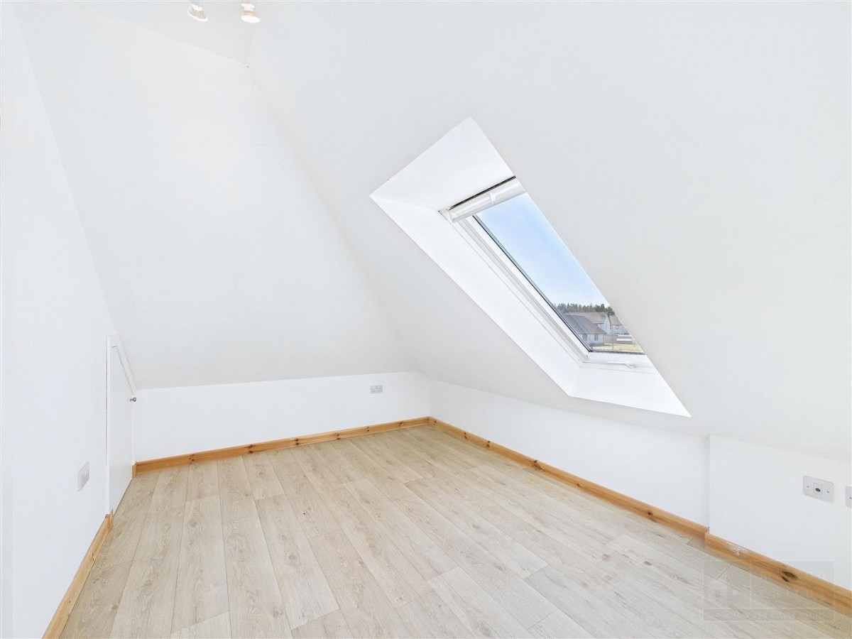 Images for 11 Carr Place, Carrbridge EAID:massoncairnsltdapi BID:1