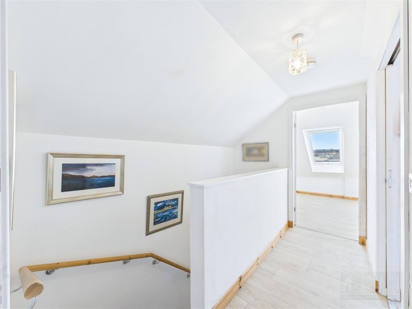 Images for 11 Carr Place, Carrbridge