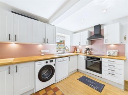 Images for Lakefield, Main Street, Newtonmore