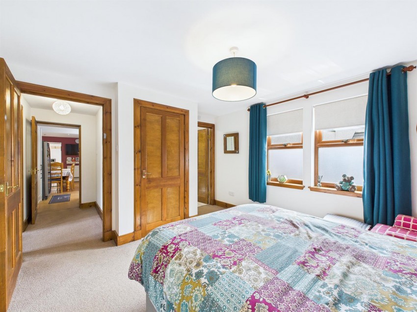 Images for Lakefield, Main Street, Newtonmore