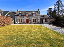 Images for Lakefield, Main Street, Newtonmore