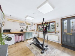 Images for Lakefield, Main Street, Newtonmore