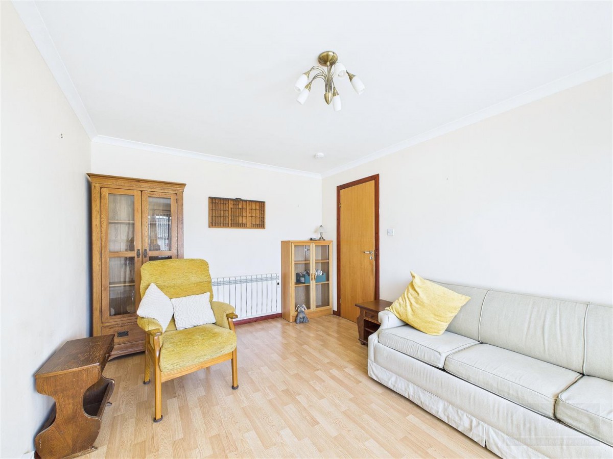 Images for 31 Hillside Avenue, Kingussie EAID:massoncairnsltdapi BID:1