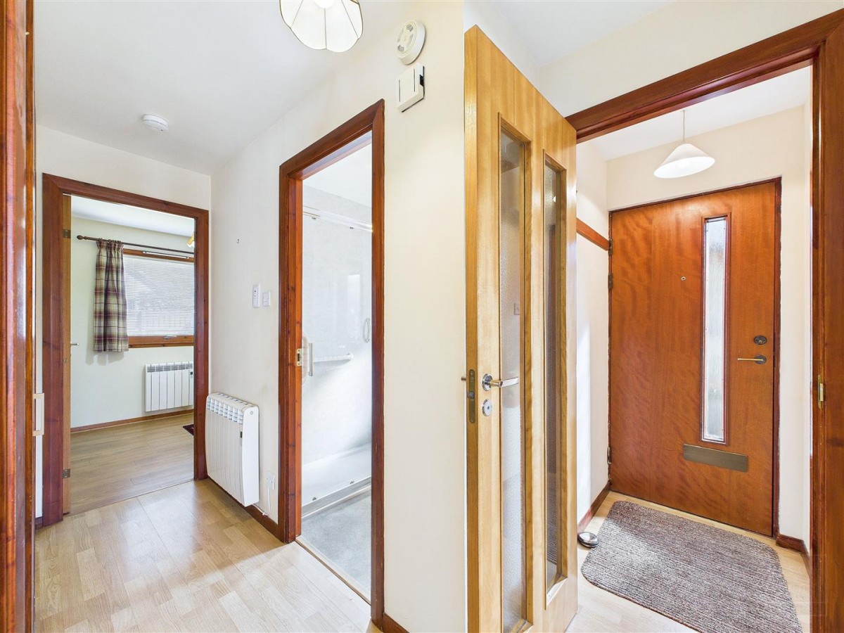 Images for 31 Hillside Avenue, Kingussie EAID:massoncairnsltdapi BID:1