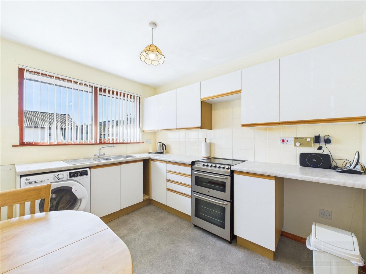 Images for 31 Hillside Avenue, Kingussie EAID:massoncairnsltdapi BID:1