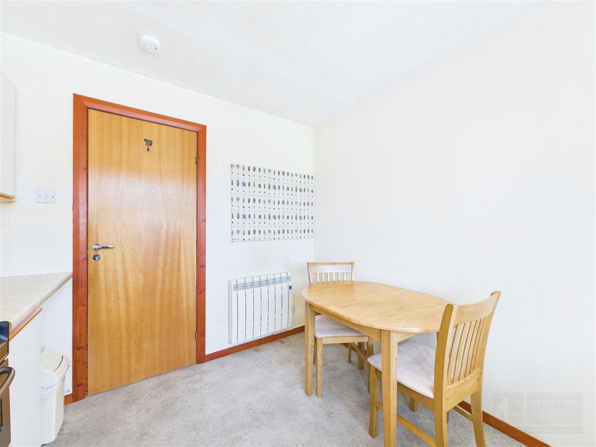 Images for 31 Hillside Avenue, Kingussie EAID:massoncairnsltdapi BID:1