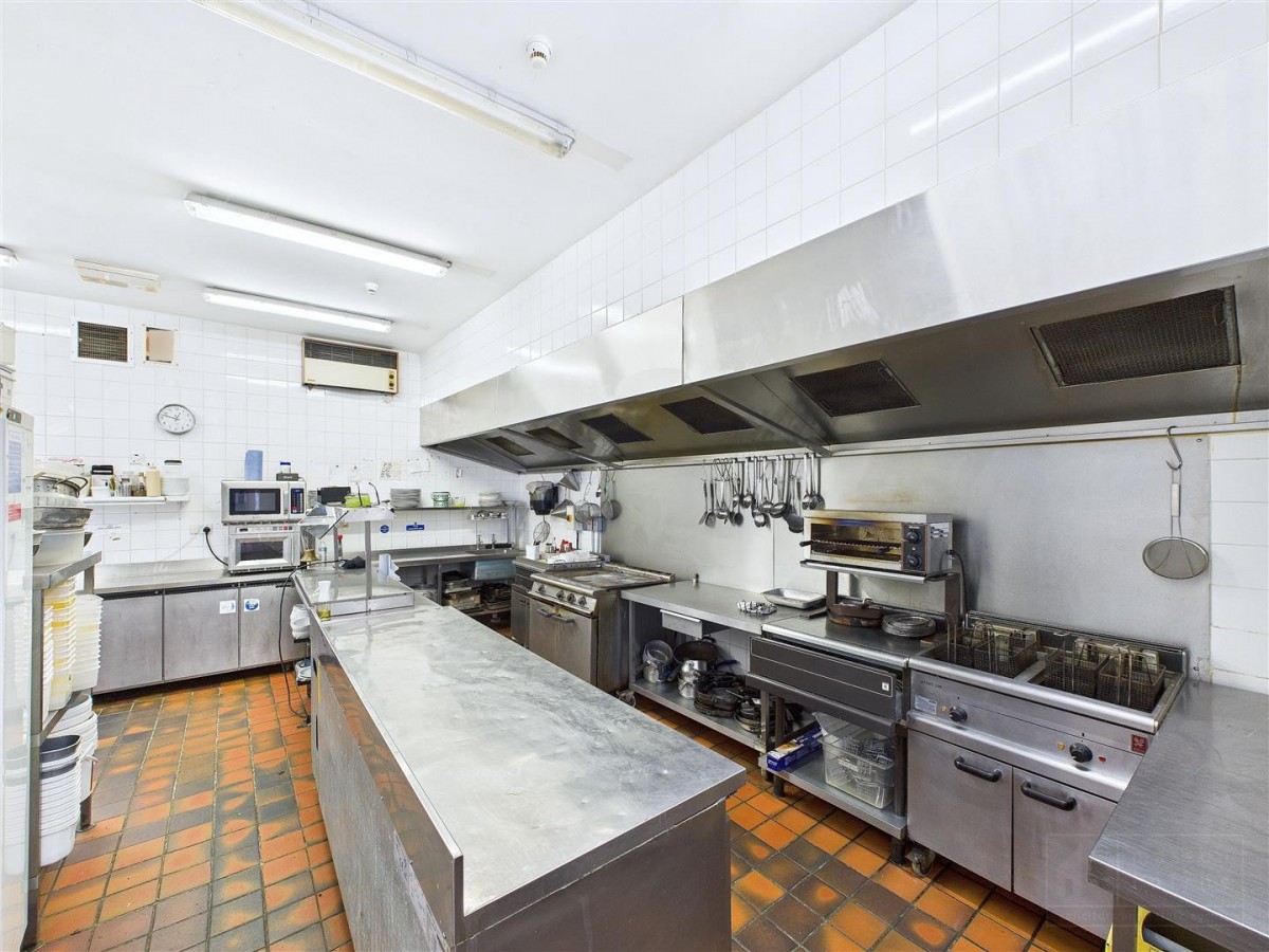 Images for The Clockhouse Restaurant & 2 Apartments, The Square, Tomintoul EAID:massoncairnsltdapi BID:1