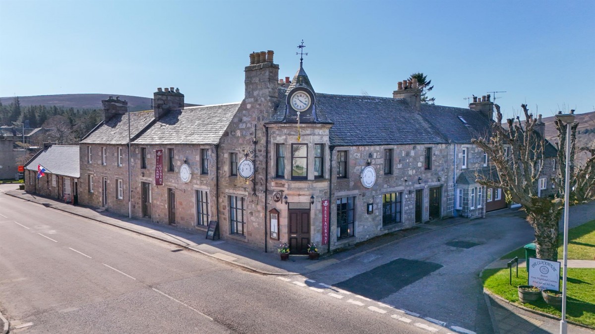 Images for The Clockhouse Restaurant & 2 Apartments, The Square, Tomintoul EAID:massoncairnsltdapi BID:1