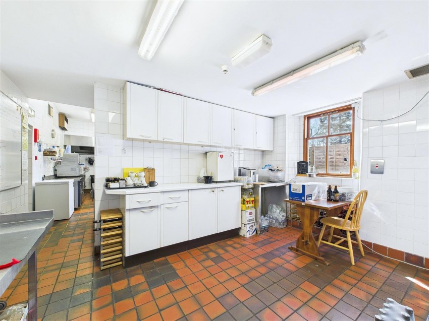 Images for The Clockhouse Restaurant & 2 Apartments, The Square, Tomintoul