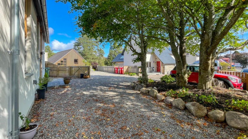 Images for Smithy Cottage, Station Road, Carrbridge