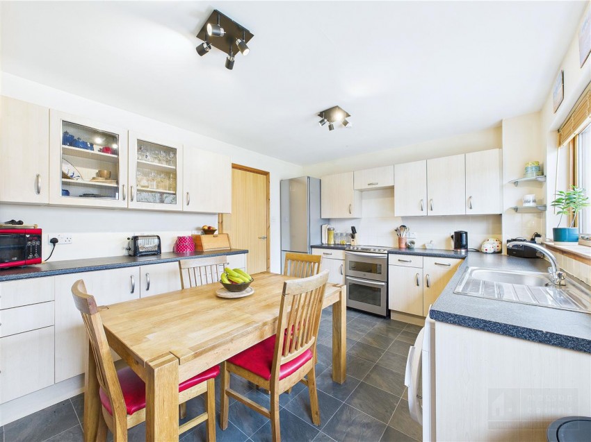 Images for 8 Loch Na Leoba Road, Newtonmore