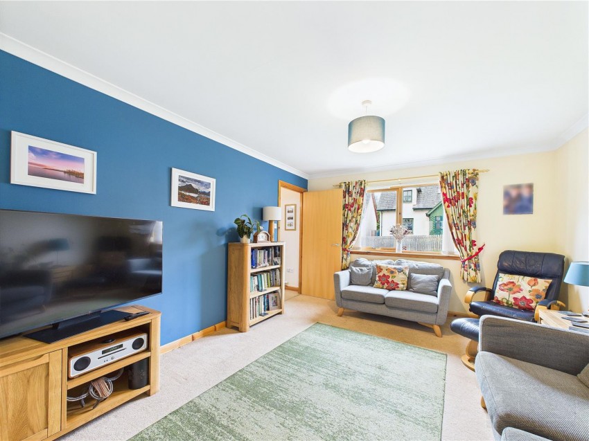 Images for 8 Loch Na Leoba Road, Newtonmore