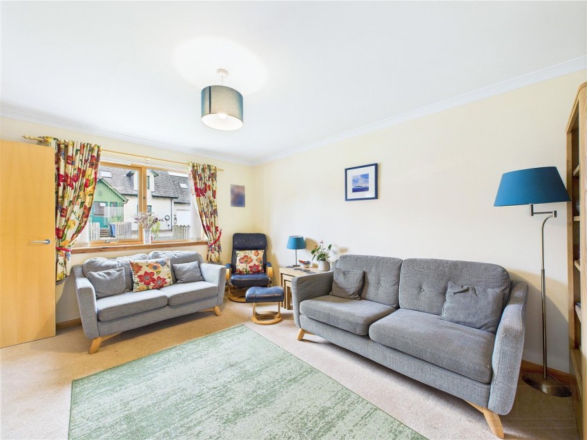 Images for 8 Loch Na Leoba Road, Newtonmore
