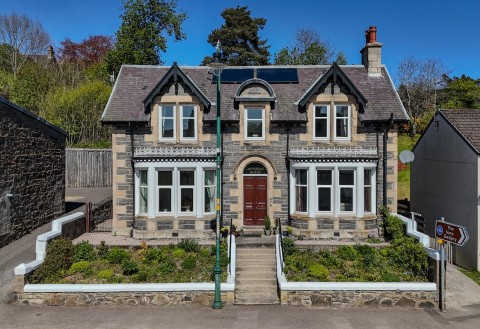 Dunmhor House, 67 High Street, Kingussie