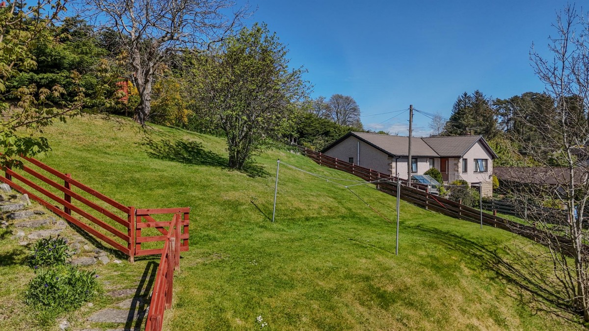 Images for Dunmhor House, 67 High Street, Kingussie EAID:massoncairnsltdapi BID:1