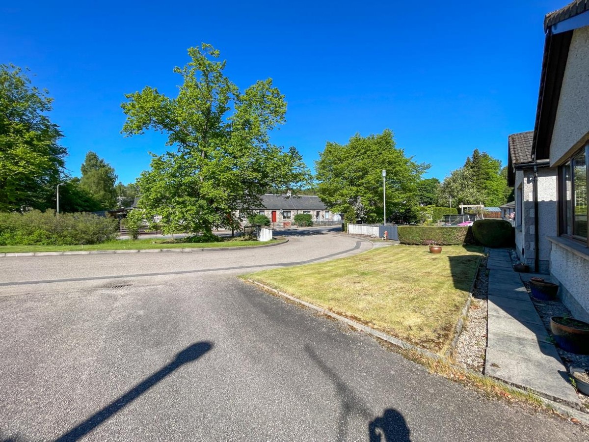 Images for 4 Woodburn Crescent, Grantown on Spey EAID:massoncairnsltdapi BID:1