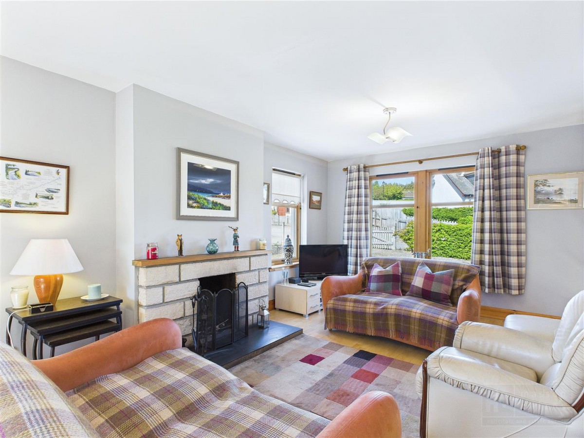 Images for 19 Woodburn Drive, Grantown on Spey EAID:massoncairnsltdapi BID:1