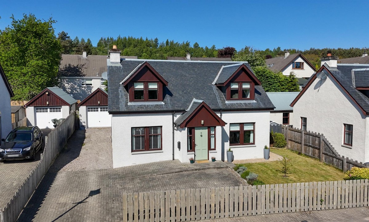 Images for 14 Woodburn Drive, Grantown on Spey EAID:massoncairnsltdapi BID:1