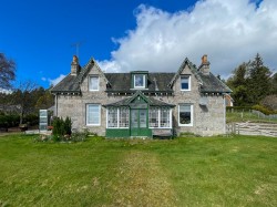 Images for Mains of Curr Farmhouse, Broomhill, Dulnain Bridge