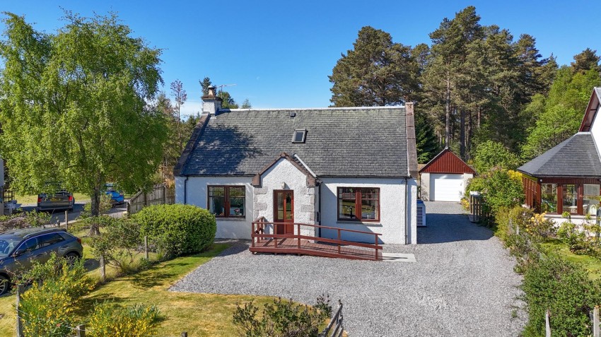 Images for 25 Dirdhu Court, Nethy Bridge
