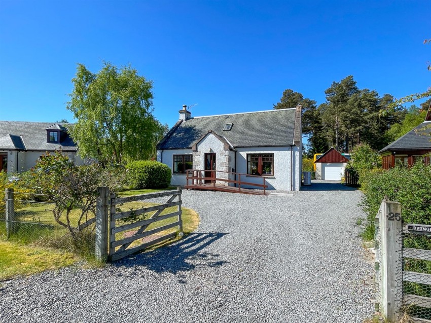 Images for 25 Dirdhu Court, Nethy Bridge