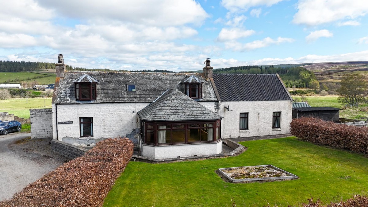 Images for Findron Farmhouse, Tomintoul EAID:massoncairnsltdapi BID:1
