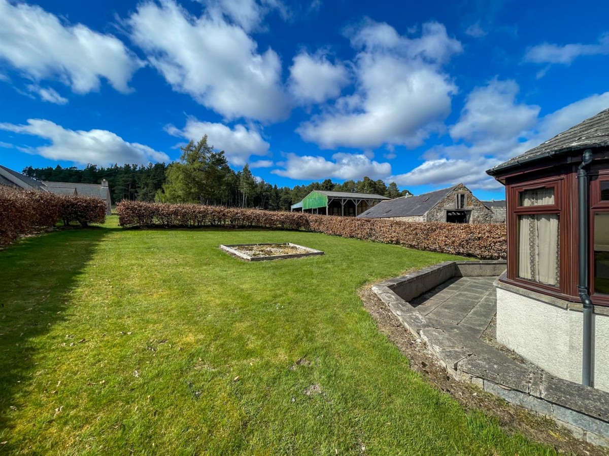 Images for Findron Farmhouse, Tomintoul EAID:massoncairnsltdapi BID:1