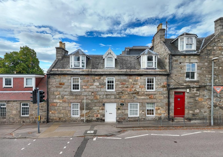 Images for 38 The Square, Grantown on Spey