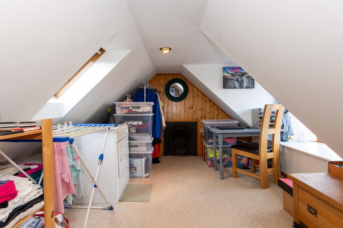 Images for 38 The Square, Grantown on Spey EAID:massoncairnsltdapi BID:1