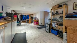 Images for 38 The Square, Grantown on Spey