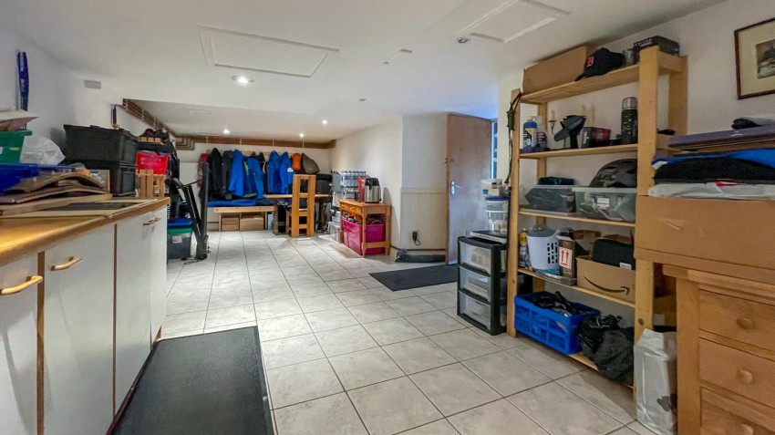 Images for 38 The Square, Grantown on Spey