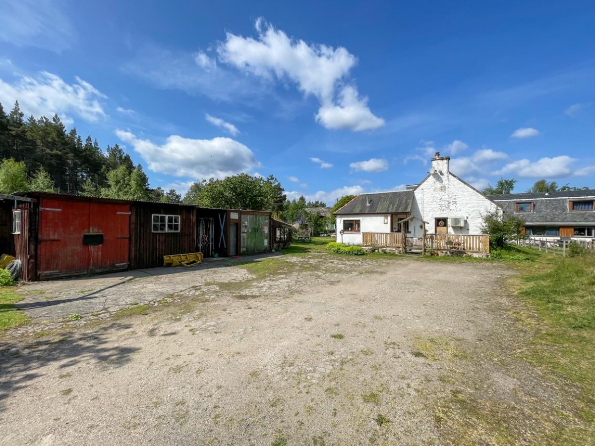 Images for Railway Cottage 4, Slochd, Carrbridge EAID:massoncairnsltdapi BID:1