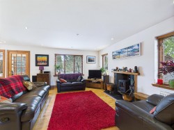 Images for 11 Croftside, Aviemore