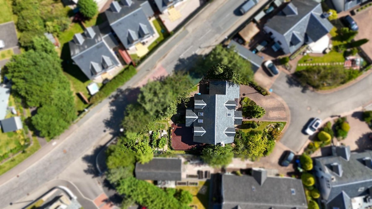 Images for 11 Croftside, Aviemore EAID:massoncairnsltdapi BID:1