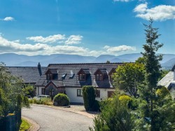 Images for 11 Croftside, Aviemore