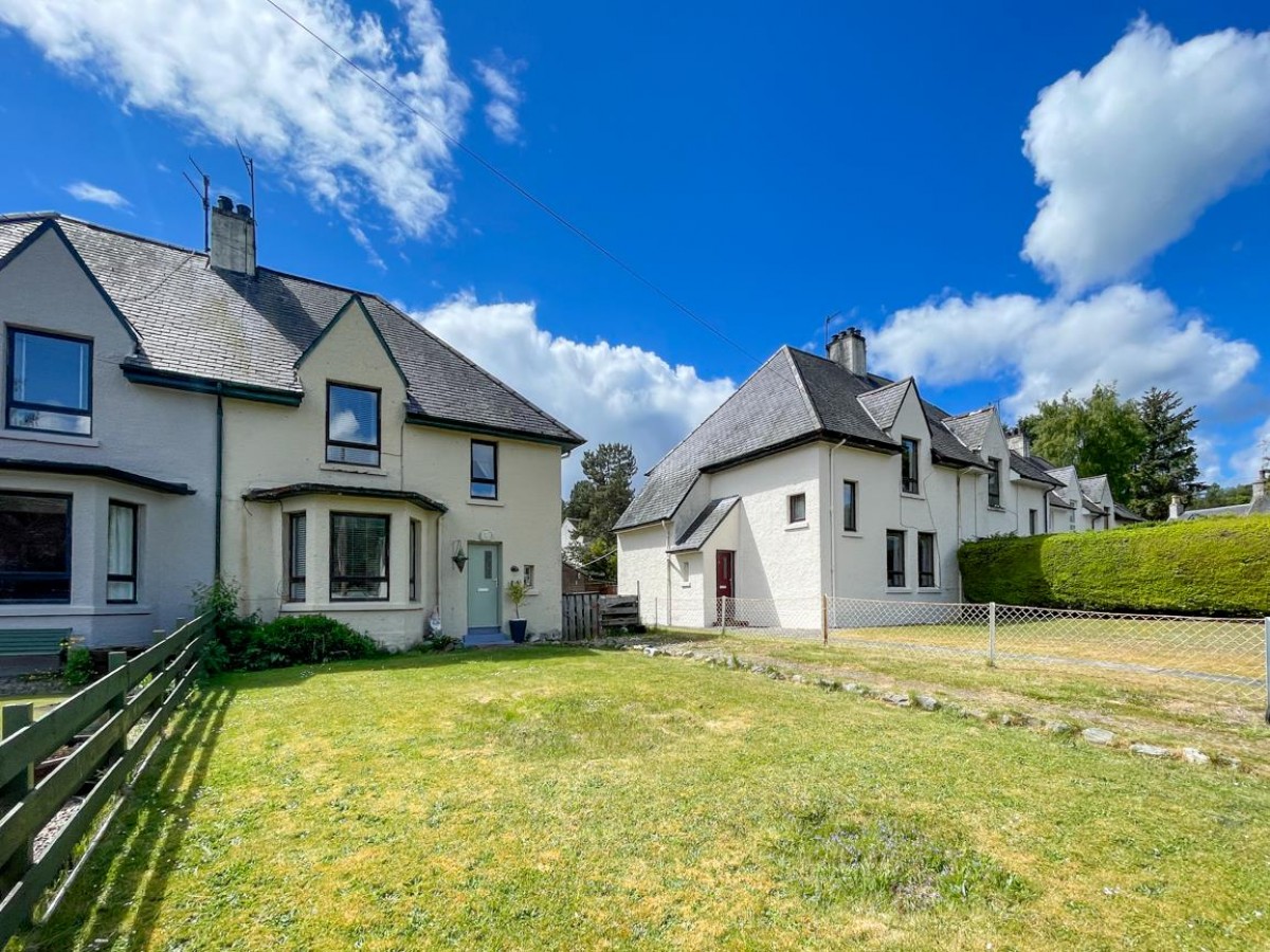 Images for 6 Fraser Road, Dulnain Bridge EAID:massoncairnsltdapi BID:1