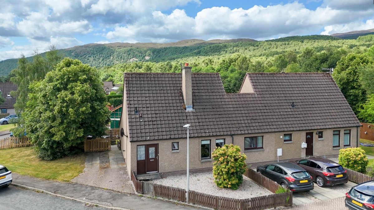 Images for 32 Strathspey Avenue, Aviemore EAID:massoncairnsltdapi BID:1