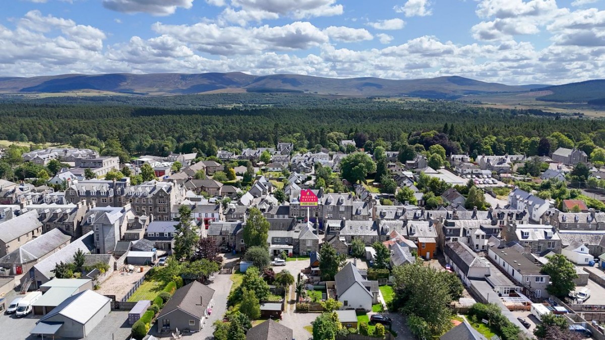 Images for 29 High Street, Grantown on Spey EAID:massoncairnsltdapi BID:1