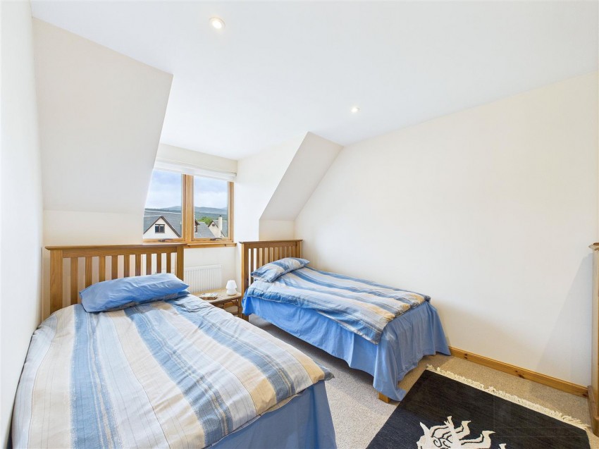 Images for 13 Macbean Road, Kincraig