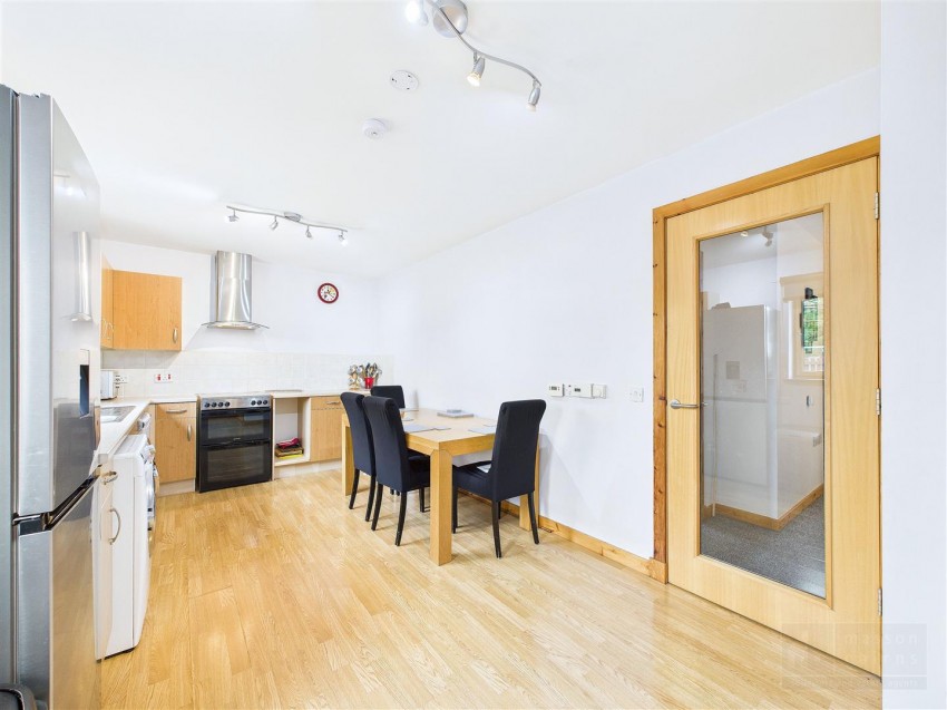 Images for 1 Newlands Road, Aviemore
