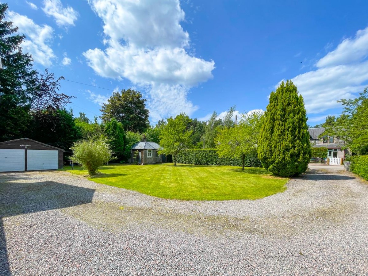 Images for Morar, Kinchurdy Road, Boat Of Garten EAID:massoncairnsltdapi BID:1