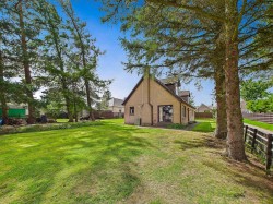 Images for 69a Main Street, Tomintoul